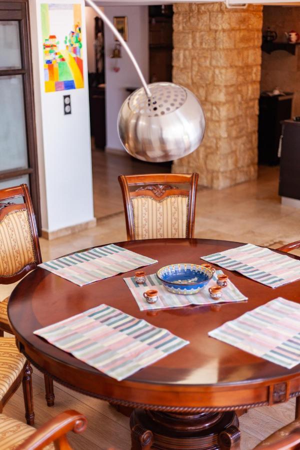 Spacious Apartment In City Centre 이아시 외부 사진